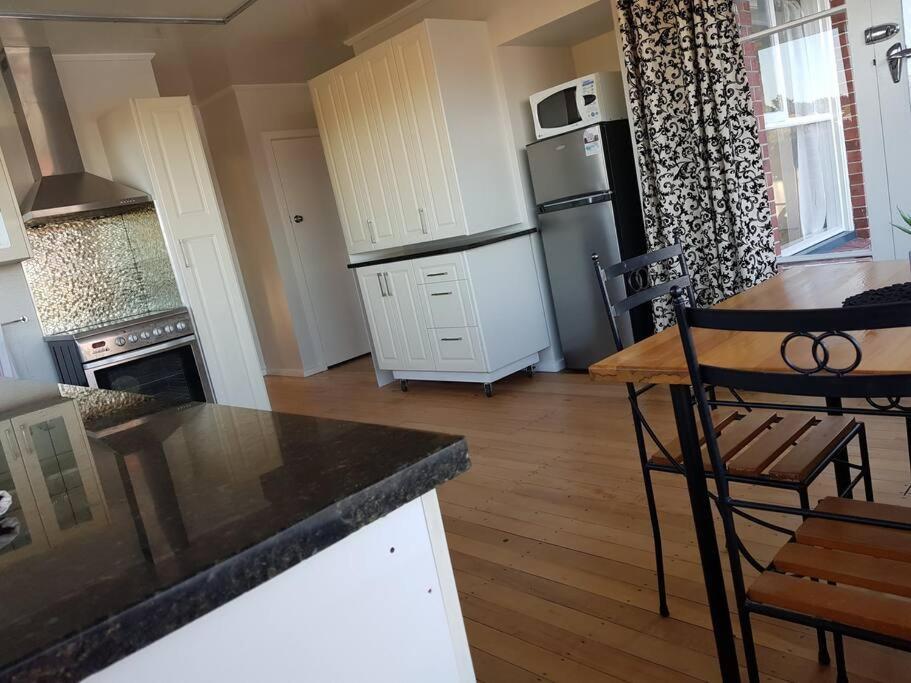 Handy Location - 3Brd Home! Тимару Экстерьер фото